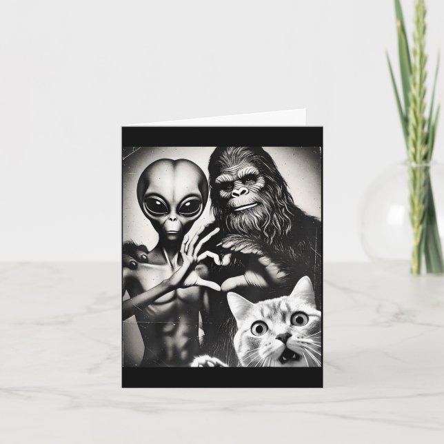 Tarjeta Funny Cat Selfie With Romantic Bigfoot In Love Wit (Anverso)