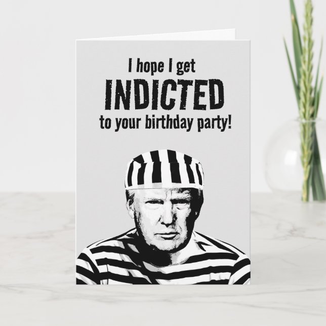 Tarjeta Funny Cumpleaños de Donald Trump Mugshot (Anverso)