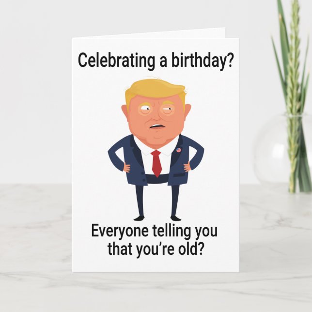 Tarjeta Funny cumpleaños de noticias falsas de Donald Trum (Anverso)