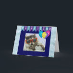 Tarjeta Funny Fiesta Raccoon Birthday Card<br><div class="desc">Graciosa tarjeta de cumpleaños Raccoon Fiesta,  lindo mapache de bebé con gafas de sol y globos fiestas,  dentro del sentimiento:  es tu cumpleaños,  no tengas miedo de bajar el pelo y estar un poco loco!!</div>