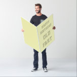 Tarjeta Funny Gag Gift Giant Old Fart Birthday Card<br><div class="desc">Desearía a un viejo pedo un feliz cumpleaños con esta tarjeta.</div>