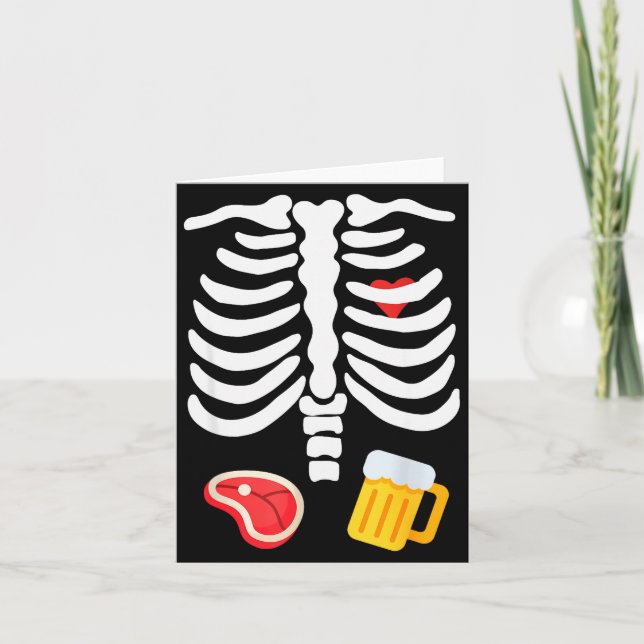 Tarjeta Funny Halloween Skeleton Beer &amp; Steak Costume  (Anverso)