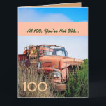 Tarjeta FUNNY Happy 100th Birthday Vintage Naranja Truck A<br><div class="desc">FUNNY Happy 100th Birthday Vintage Naranja Truck A1. Esta tarjeta con su camión vintage en un campo es una manera divertida de desear a un tipo muy especial un feliz cumpleaños. Todo el texto es personalizable. ¡Una carta divertida y única! Para ver más de mis tarjetas de cumpleaños, escriba el...</div>
