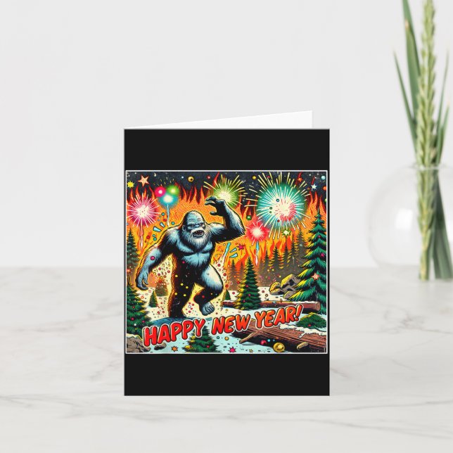 Tarjeta Funny New Years Eve 2024 Bigfoot And Fireworks Hum (Anverso)