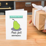 Tarjeta Funny "Pear-fect" Cualquier cumpleaños de edad<br><div class="desc">Envíe un saludo especial de cumpleaños con esta graciosa "Pear-fect" cualquier tarjeta de cumpleaños de edad. El diseño sencillo incluye una pera personalizado con la frase "¡Deseándote un cumpleaños prefecto!". Puede cambiar fácilmente el texto de la parte delantera de la tarjeta utilizando el cuadro "personalizar esta plantilla". El interior de...</div>