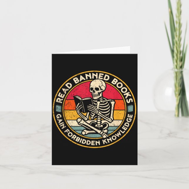 Tarjeta Funny Read Banned Books Retro Book Lover Reading S (Anverso)