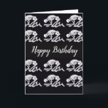 Tarjeta Funny Skeleton Birthday Card<br><div class="desc">El saludo interno dice: "No estoy diciendo que lo pases,  pero tienes edad suficiente para recordar cuando las emojis se llamaron jeroglíficos".</div>
