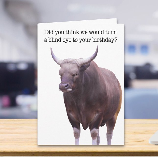 Tarjeta Funny Sleeping Bull Birday Card (Subido por el creador)