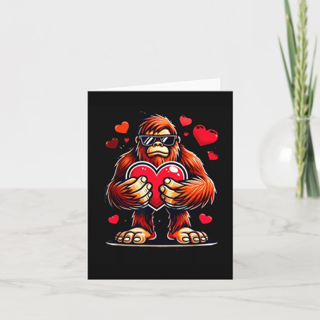Tarjeta Funny Valentines Day Bigfoot Heart Sungles Sasquat (Anverso)