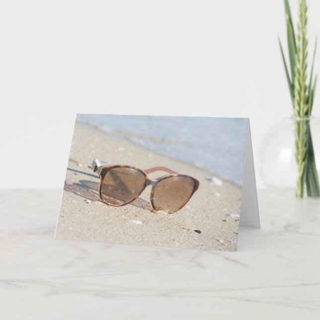 Tarjeta Gafas de sol en la playa (Anverso)