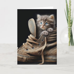 Tarjeta Gatito en anciana zapatilla por cumpleaños
