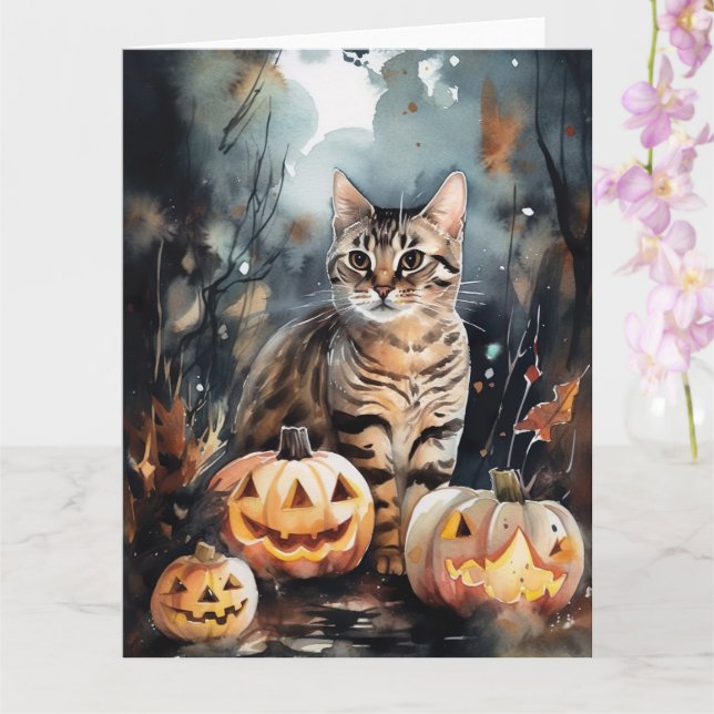 Tarjeta Gato Bengal Halloween con calabazas Espeluznante (Orquídea)