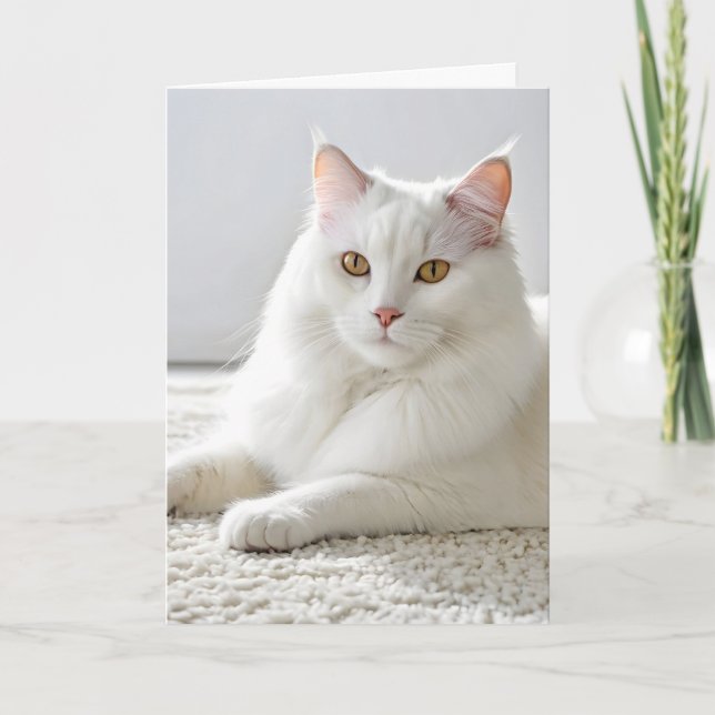 Tarjeta Gato De Cumpleaños Blanco Sobre Alfombra Blanca (Anverso)