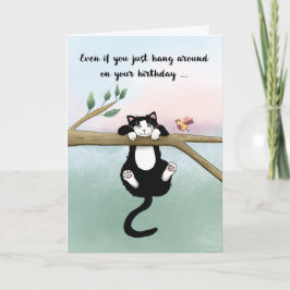 Tarjeta Gato lindo de cumpleaños colgando con pájaro