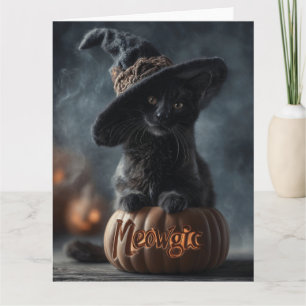 Tarjeta Gato negro "Meowgic" espeluznante con sombrero de 