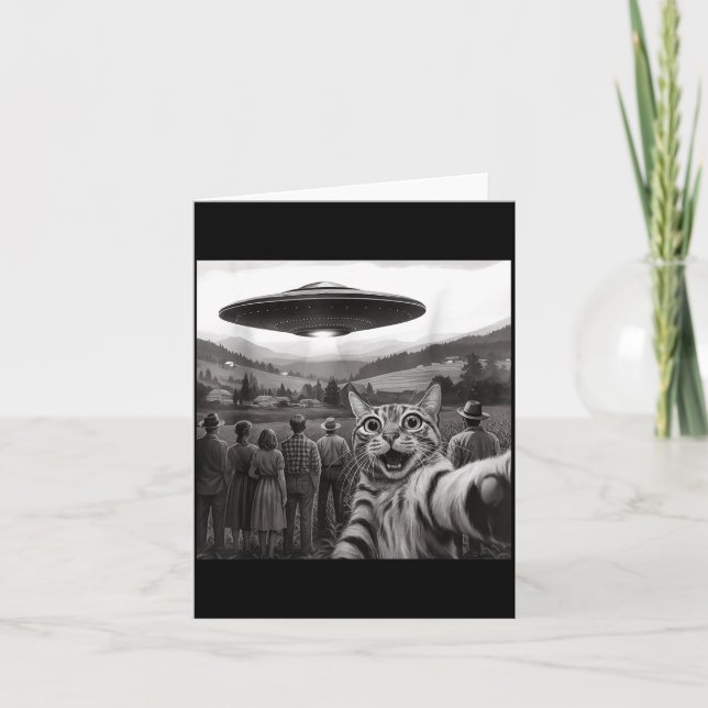 Tarjeta Gente que se toma selfies de gatos viendo a un ali (Anverso)