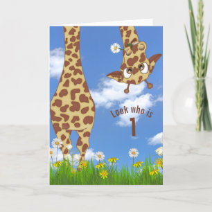Tarjeta Giraffe de primer cumpleaños en césped