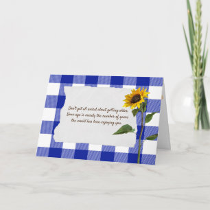 Tarjeta girasol en cumpleaños de platija azul y blanca