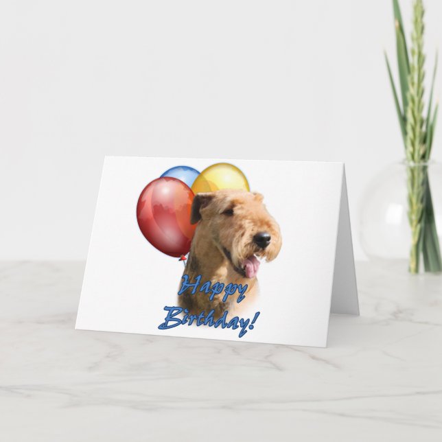 Tarjeta Globo del feliz cumpleaños de Airedale Terrier (Anverso)