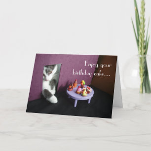 Tarjeta Goce de su torta de cumpleaños…