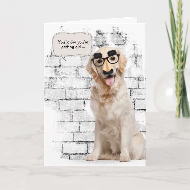 Tarjeta Golden Retriever con su cumpleaños de máscara grac (Anverso)