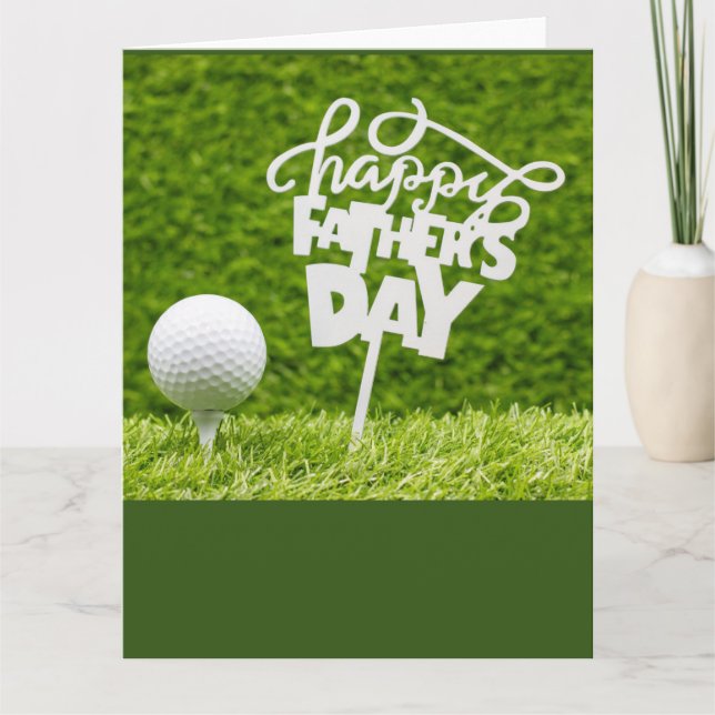 Tarjeta Golf Feliz Día del Padre con tee y ball en verde (Anverso)