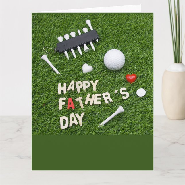 Tarjeta Golf Feliz Día del Padre con tee y ball en verde (Anverso)