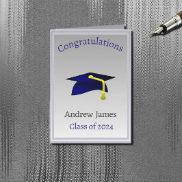 Tarjeta gorro de graduación azul en plata - Felicitaciones