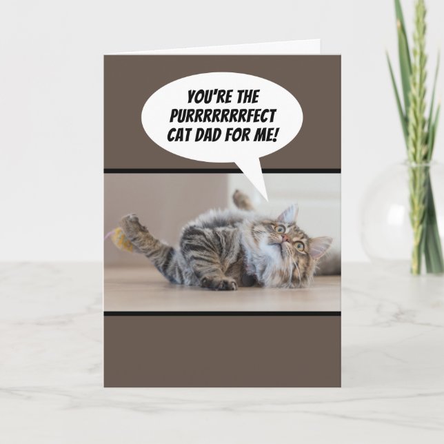 Tarjeta Gracioso erecto de papá gato de un gato en el día  (Anverso)