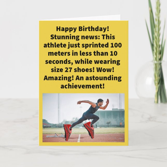 Tarjeta Gracioso Pun No Pequeños Pies Feliz Cumpleaños (Anverso)