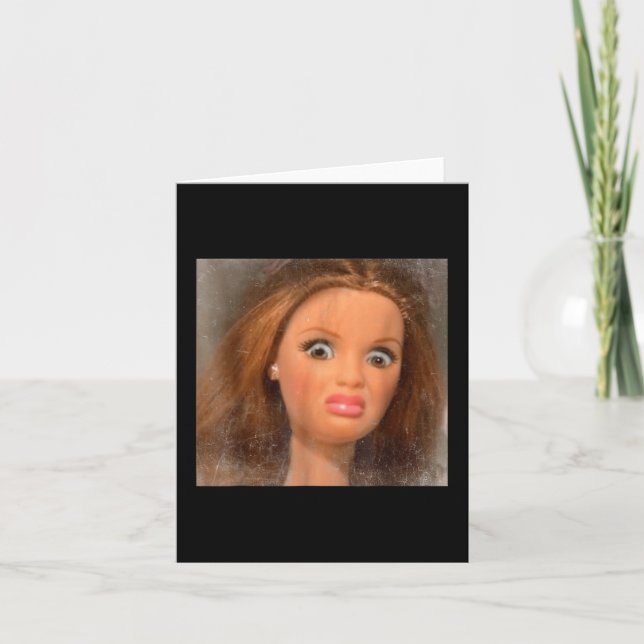 Tarjeta Gracioso y asqueroso meme de la cara de muñeca (Anverso)