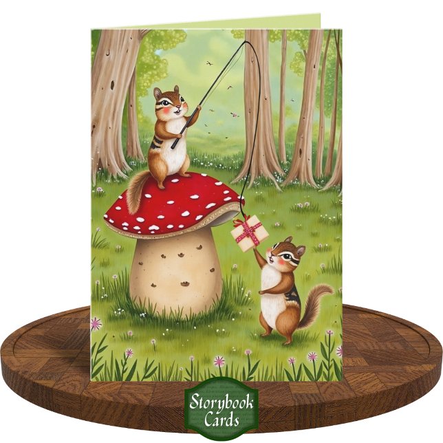 Tarjeta Graciosos Chipmunks jugando a toadstool Feliz cump (Subido por el creador)