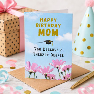 Tarjeta Grado en Terapia Cumpleaños Divertido Mamá