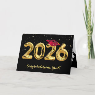 Tarjeta Graduación 2026 con gorra roja y confeti
