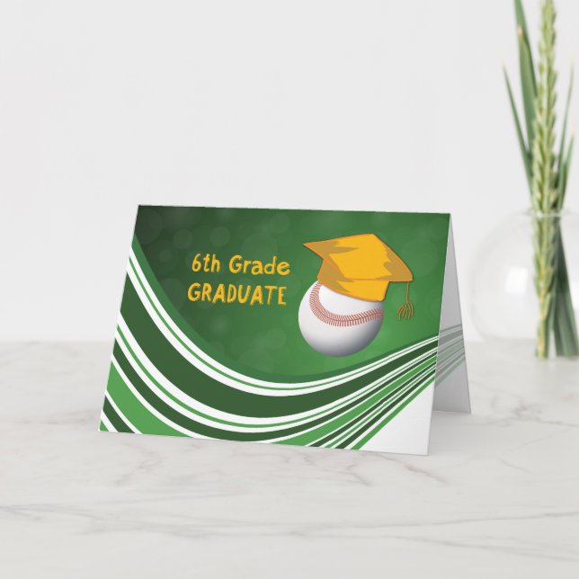 Tarjeta Graduación de 6º grado, Bola de sóftbol y Gorra (Anverso)