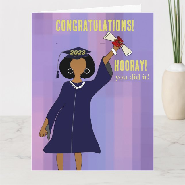 Tarjeta Graduación floral rosa de Chica afroamericano (Anverso)