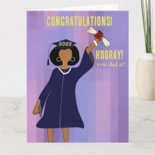 Tarjeta Graduación floral rosa de Chica afroamericano