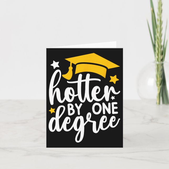 Tarjeta Graduación Graduada Gratuita De Un Grado Más Recie (Anverso)