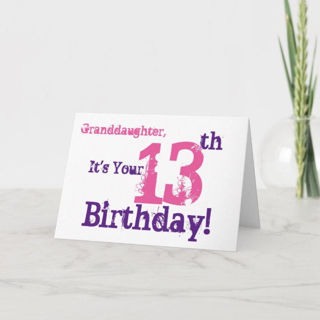Tarjeta Granddaughter's 13th birthday in purple, pink. (Anverso)