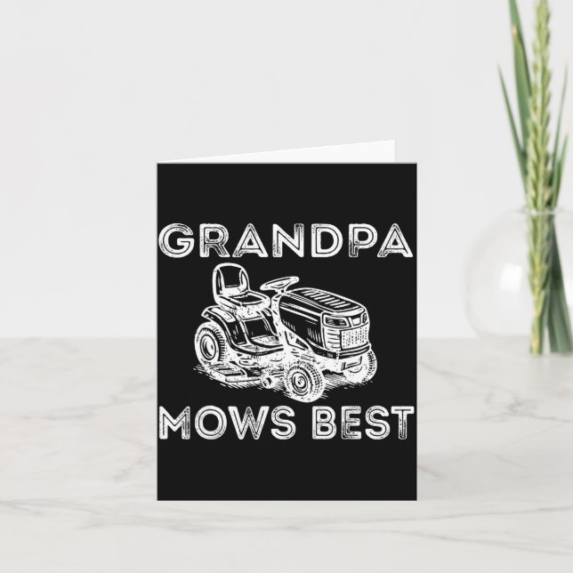 Tarjeta Grandpa Mows Funny Lawn Mower Father's Day Papa  (Anverso)