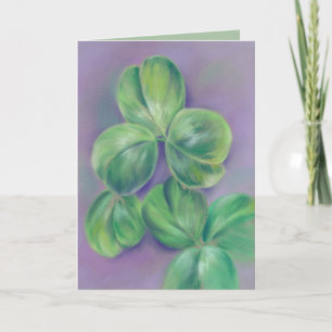 Tarjeta Green Clover Shamrock on Purple St. Patrick's Day