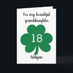 Tarjeta Green Cloverleaf St. Patrick's 18th Cumpleaños<br><div class="desc">Una tarjeta personalizada de 18 años del Día de San Patricio con una hoja de trébol en la parte delantera. Podrá personalizar fácilmente el frente con los detalles del destinatario de cumpleaños. El mensaje de la tarjeta interior también se puede personalizar. Esta tarjeta de cumpleaños personalizada del Día de San...</div>