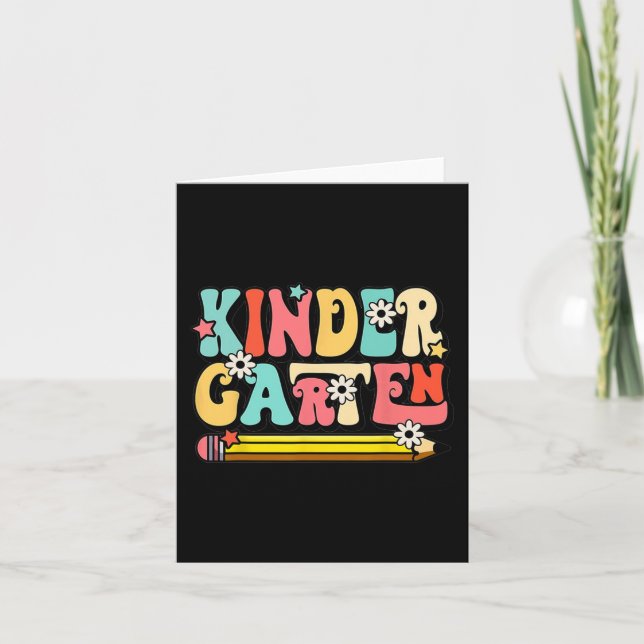 Tarjeta Groovy Hello Kindergarten Vibes profesor retro de  (Anverso)