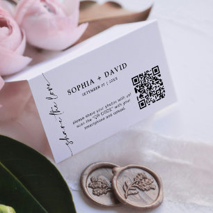 Tarjeta Guión Minimalista moderno Captura el código QR de