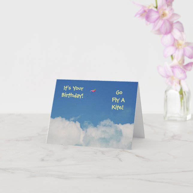 TARJETA "HACER HUMOR DE CUMPLEAÑOS MAYORES, VAYA A (Orquídea)