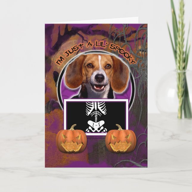Tarjeta Halloween - apenas un Lil fantasmagórico - beagle (Anverso)