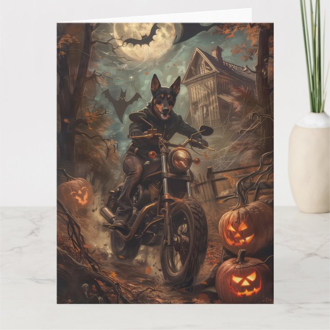 Tarjeta Halloween en la motocicleta Kelpie australiana (Anverso)