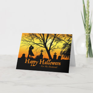 Tarjeta Halloween para marido, besándose en pareja en ceme