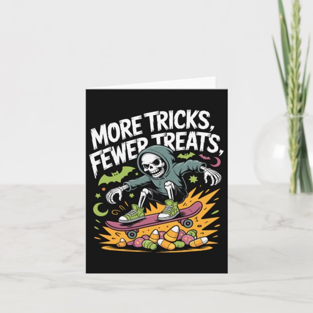 Tarjeta Halloween Skeleton Tricks Skateboard (Anverso)