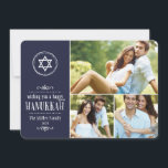 Tarjeta Hanukkah para Collage de fotos familiar<br><div class="desc">El moderno diseño de la tarjeta fotográfica de vacaciones Hanukkah incluye un collage de fotos con espacio para tres de tus fotos familiares con una estrella de David y detalles esbozados para un ambiente hecho a mano. La tipografía escrita a mano dice deseándote un feliz Hanukkah. Personalice el diseño con...</div>